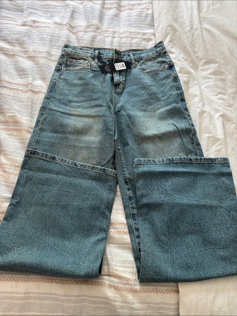 Fashion Nova Women's Wide-Leg Jeans in Light Blue Wash